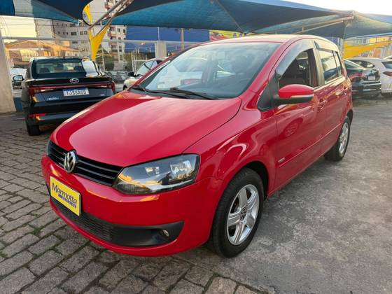 VOLKSWAGEN FOX 1.0 MI TREND 8V FLEX 4P MANUAL VOLKSWAGEN FOX 1.0 MI TREND 8V FLEX 4P MANUAL